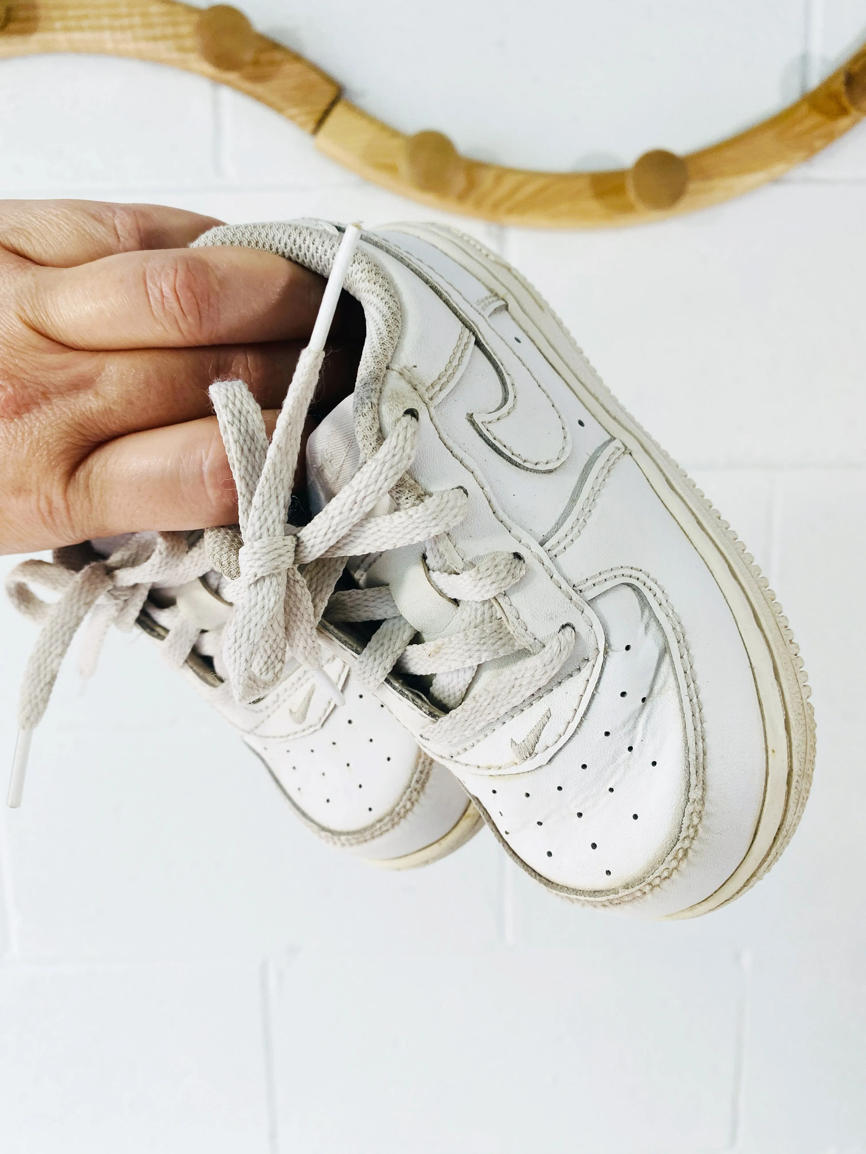 Air Force 1 LE , size 8